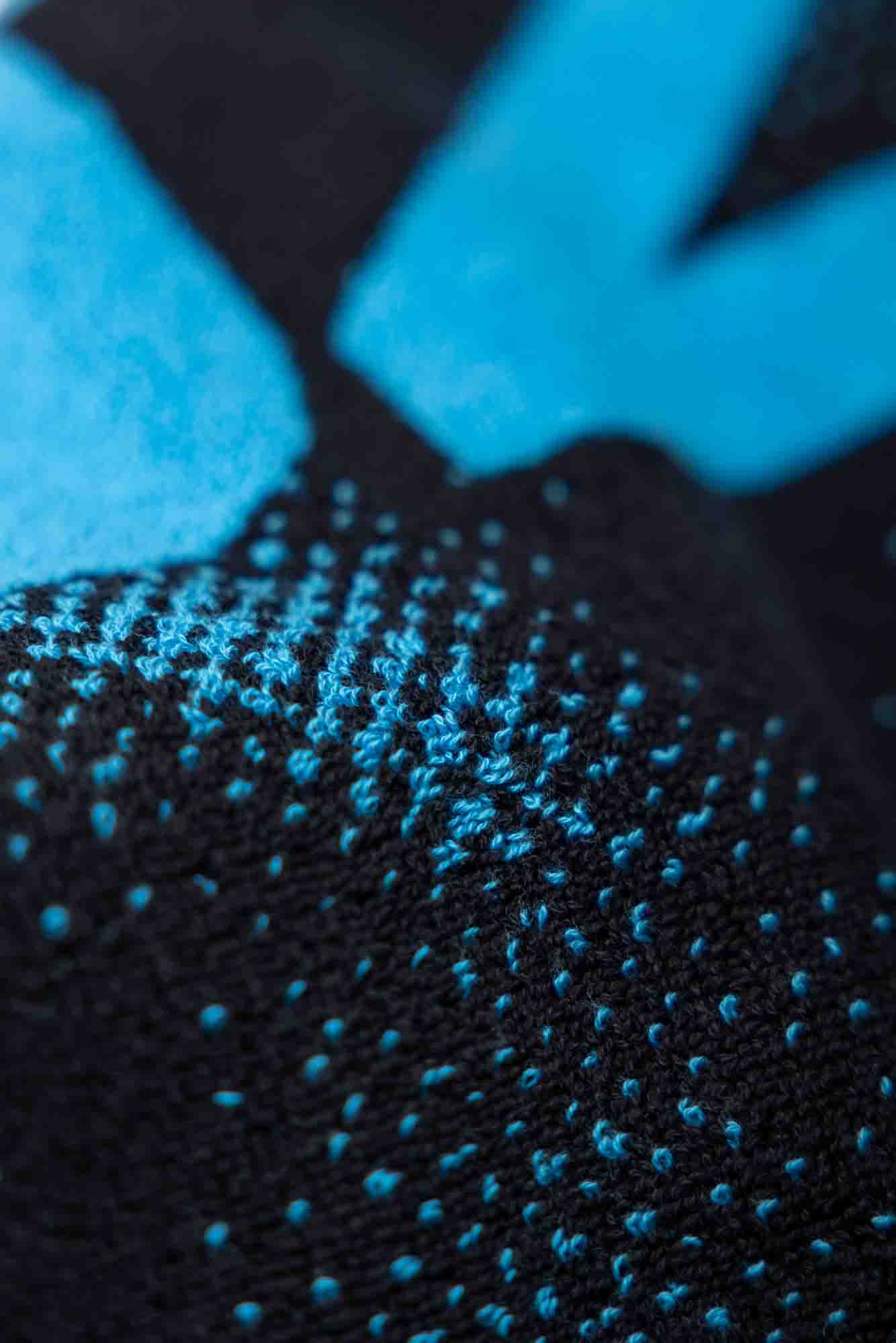 Andro タオル NUZN S ブラック／ブルー